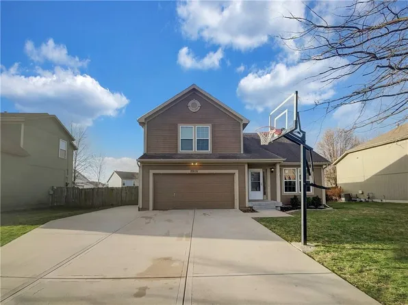 29151 W 185th St, Gardner, KS 66030