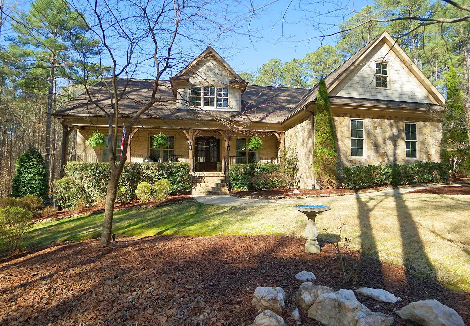 Tranquil and Tiny 480sf Lakehouse Sits on 5 Acres as a
