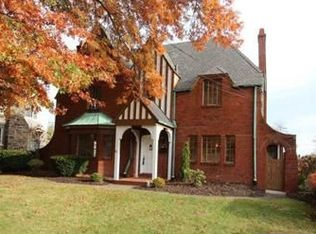 1131 Greentree Rd, Pittsburgh, PA 15220