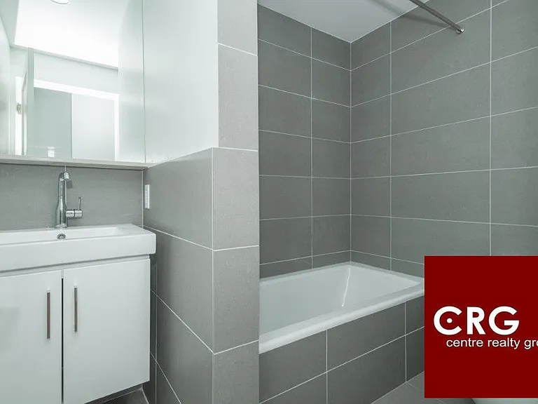 334 Harvard St #C1D — Photo 7