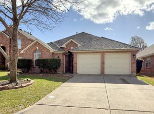 8718 Nairn St, Rowlett, TX