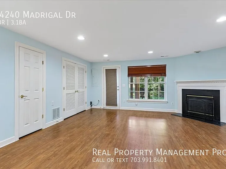 14240 Madrigal Dr — Photo 22