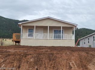 118 W Lincoln St, Sundance, WY 82729