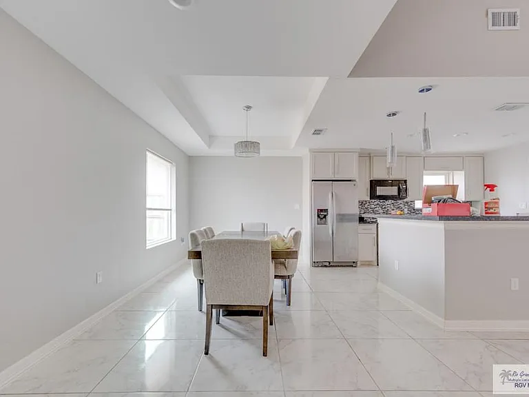 2688 Naples St — Photo 8