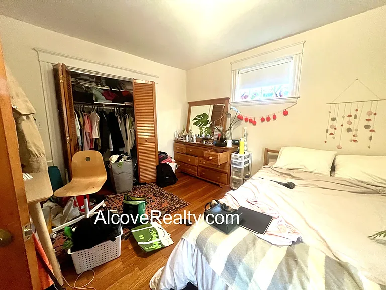 21-3 Sartwell Ave — Photo 8