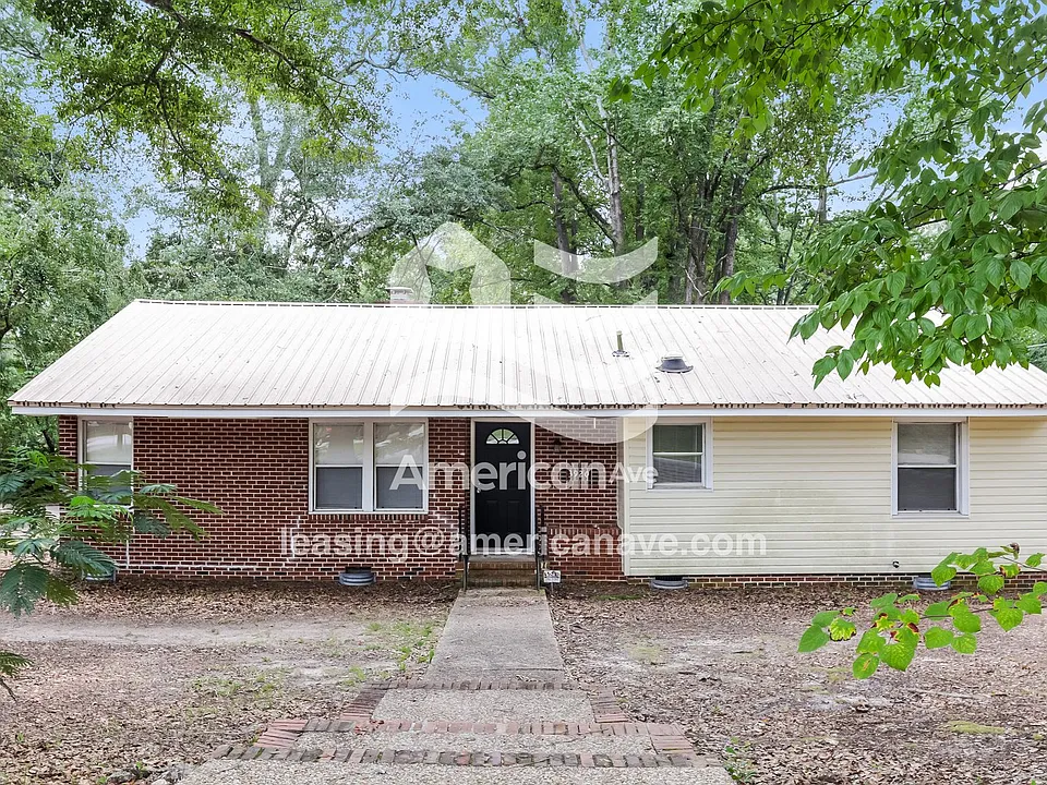 3920 Howard Ave