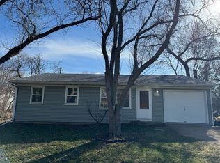 2039 Irwin Pl, Fitchburg, WI 53713