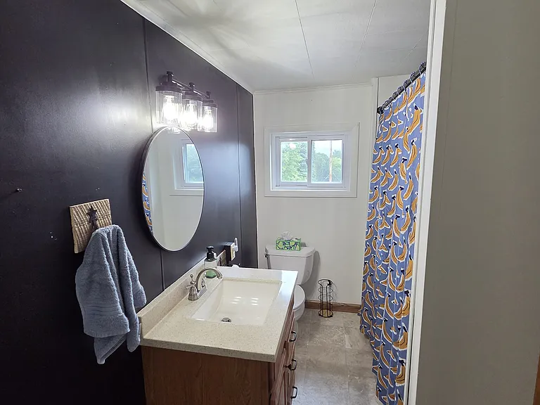 94 Cross Roads Blvd — Photo 9