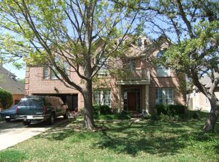 8810 Splitarrow Dr, Austin, TX 78717