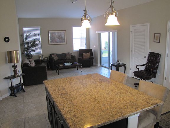 3rd image of 3327 Pintello Ave