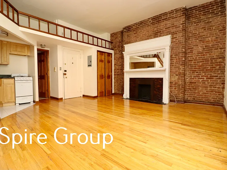 273 W 73rd St #3B — Photo 4