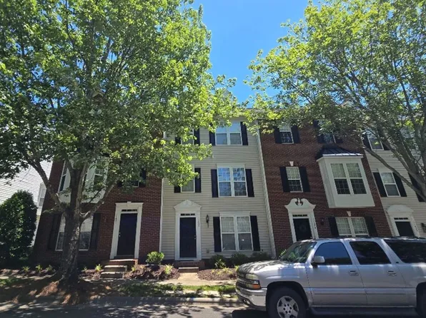 11625 Windsor Castle Ln, Charlotte, NC 28277