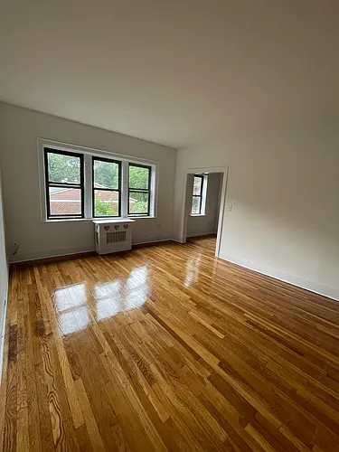 119 carpenter Avenue Photo 1