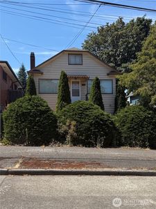 3715 40th Avenue SW, Seattle, WA, 98116