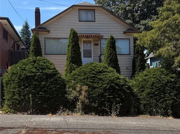 3715 40th Avenue SW, Seattle, WA 98116
