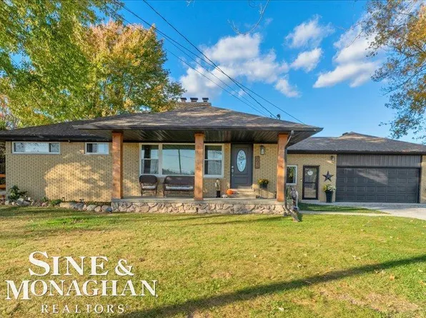 6846 Springborn Rd, China, MI 48054