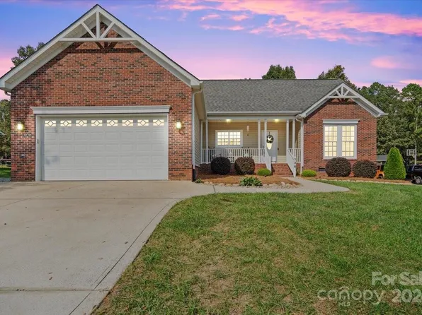 126 Ole Farm Pl, Kings Mountain, NC 28086