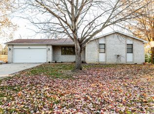 3207 Corona Rd, Quincy, IL 62305