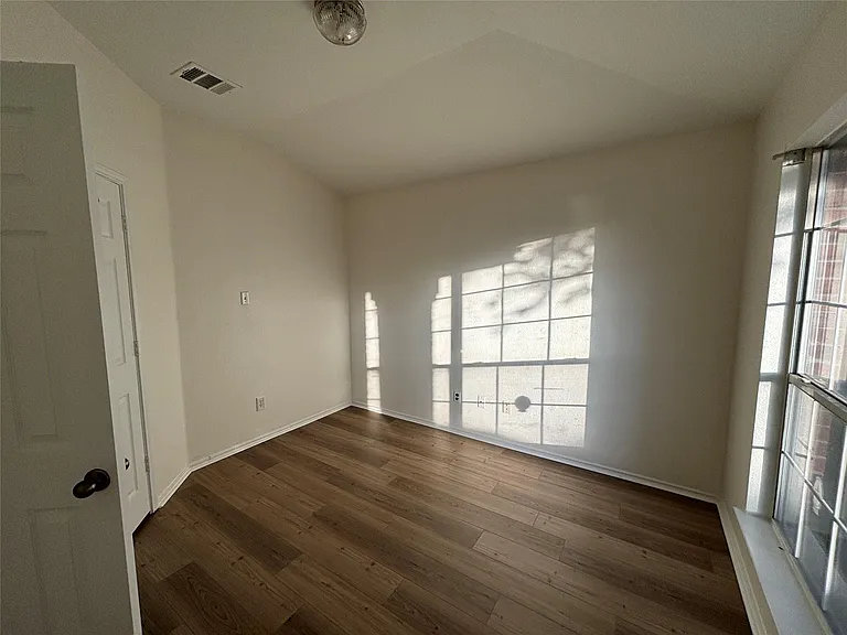 2617 Summerwalk Pl — Photo 8