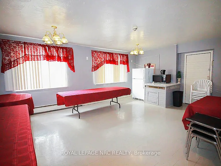 485 Thorold Rd #302 — Photo 19