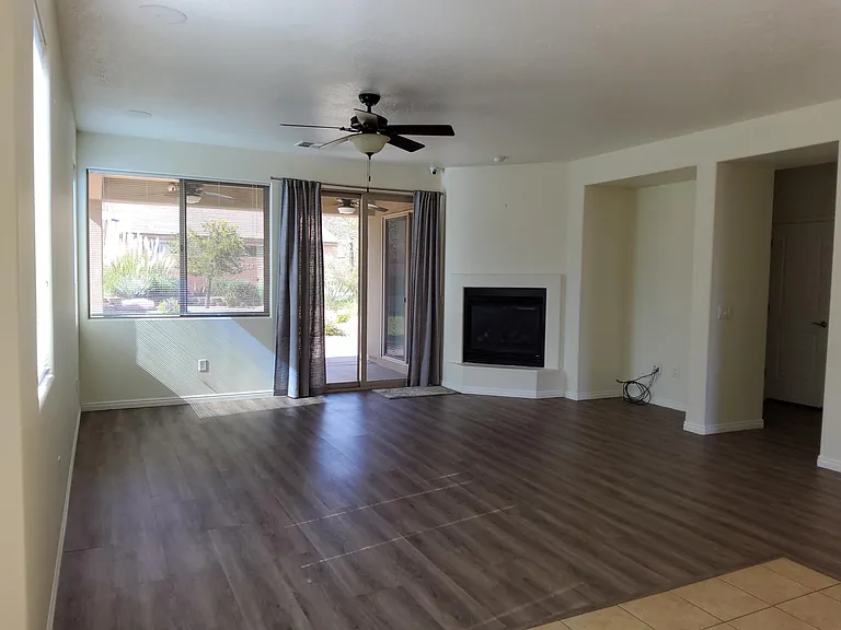 1263 N Spring Valley Dr — Photo 7