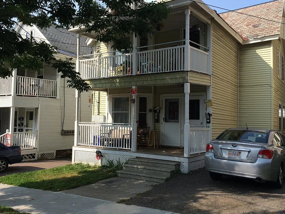 62 Buell St