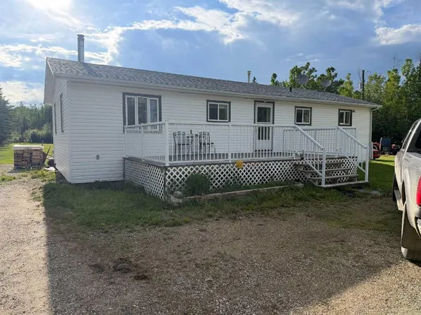 140 Main St E, Falher, AB T0H 1M0