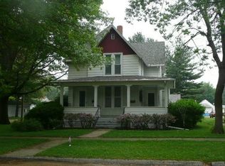 806 Jefferson St, Oregon, IL 61061