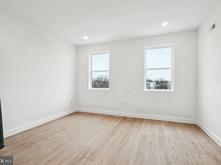 4163 Mantua Ave #2 — Photo 8