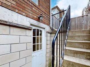 3064 Stornoway Cir, Oakville, ON L6M5H7