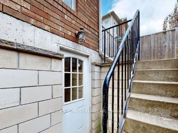 3064 Stornoway Cir, Oakville, ON L6M 5H7
