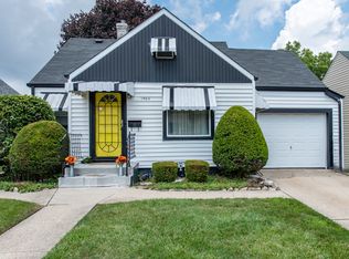 1904 Marshall Pkwy, Waukegan, IL 60085