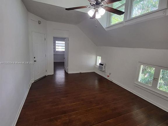 2nd image of 605 S J St APT 4
