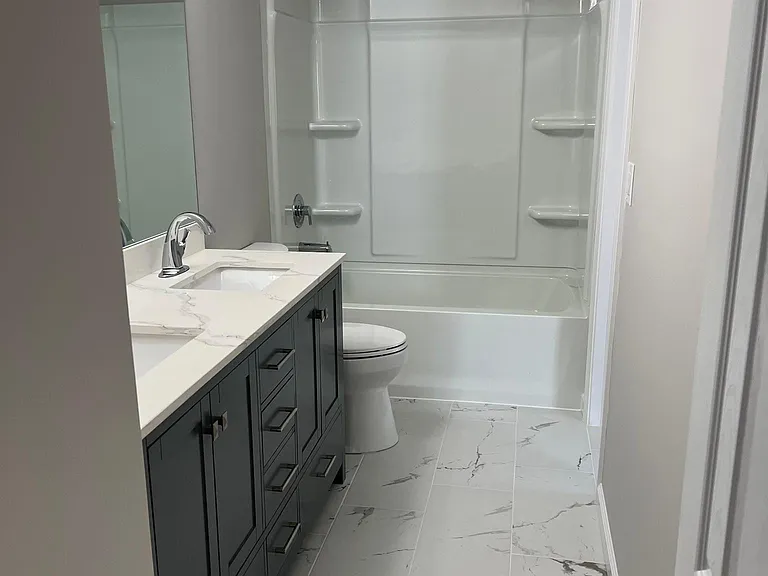 Woodbridge Ln — Photo 21