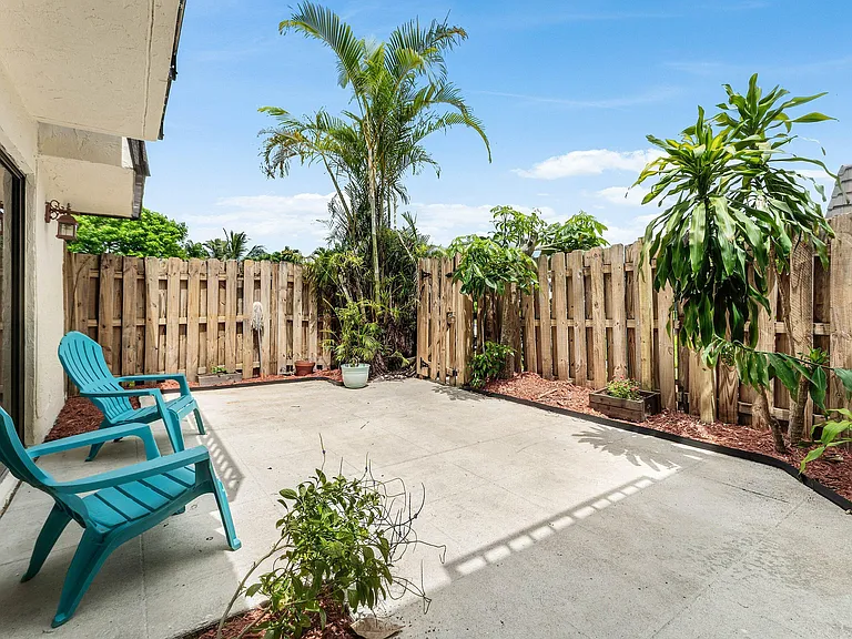 1534 Forest Lakes Cir #D — Photo 5