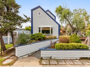 29 Bungalow Walk, Ocean Beach, NY 11770