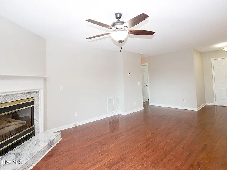 201 Sarason Pl — Photo 7