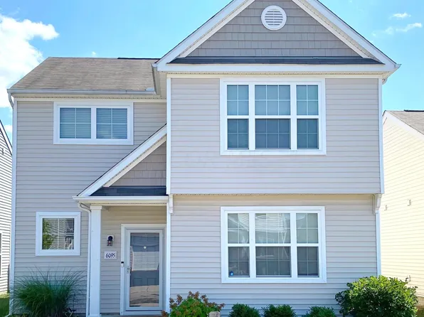 6095 Follensby Dr, Westerville, OH 43081