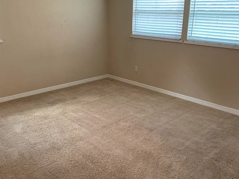 916 Palermo Rd — Photo 14