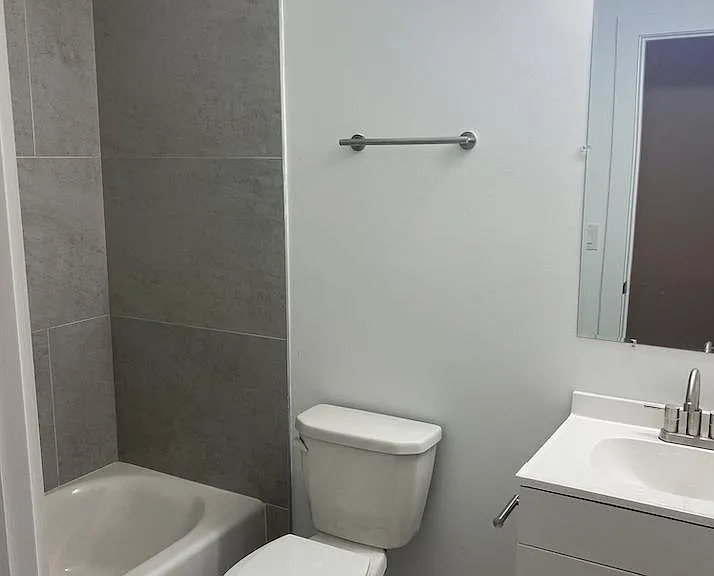 5732 Ludlow St #1 — Photo 5