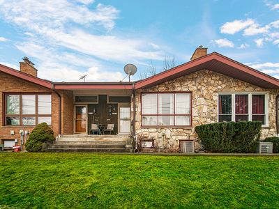 72 N Dee Rd, Park Ridge, IL, 60068