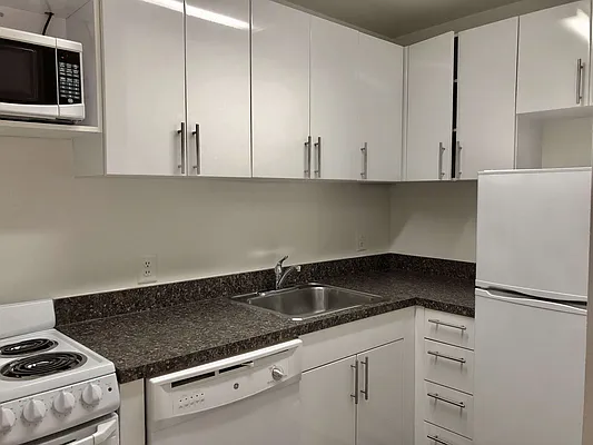 Rented by Compass | media 5