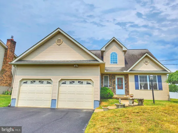 4133 Scheidys Rd, Whitehall, PA 18052