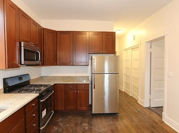 2nd image of 3929 N Seeley Ave