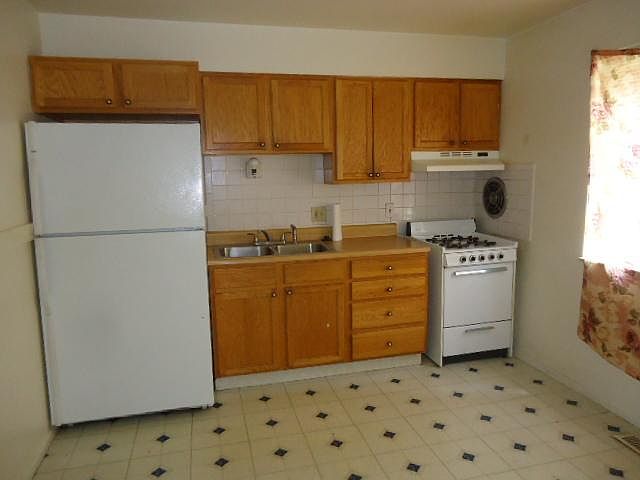 1st image of 10932 Margatehall Dr APT 1