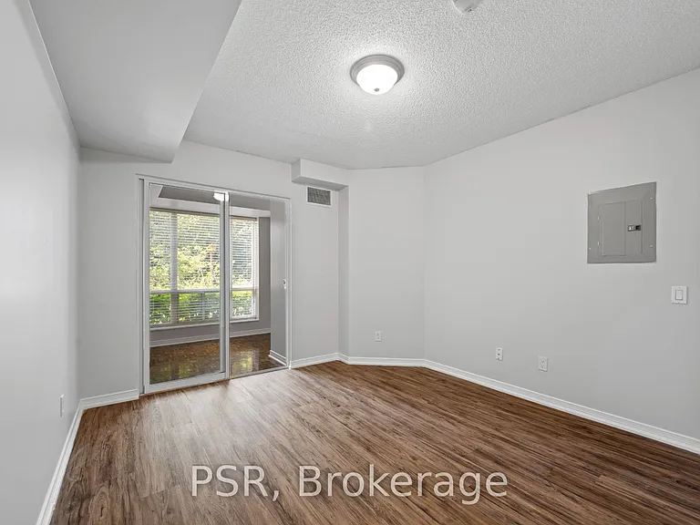 515 Rosewell Ave #104 — Photo 8