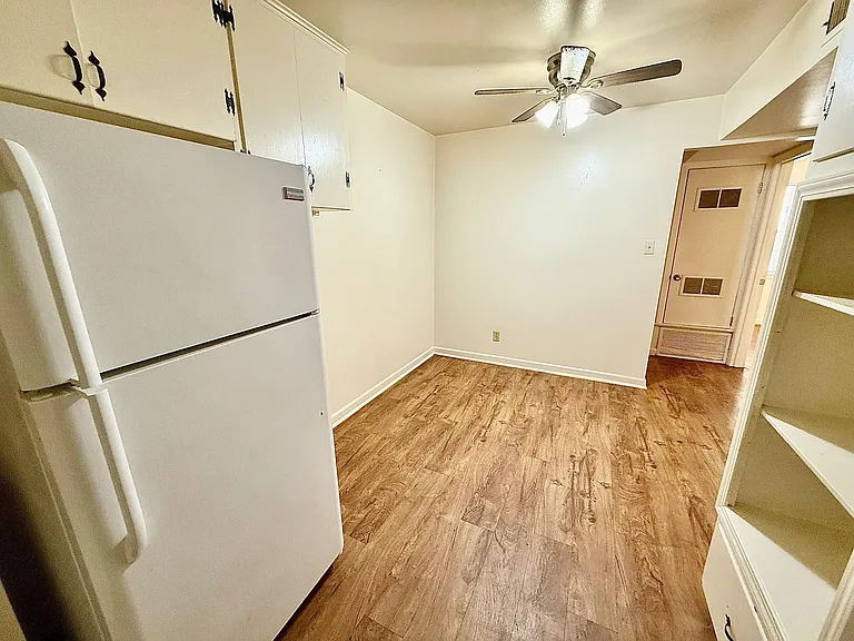 2411 S 5th St #1 — Photo 6
