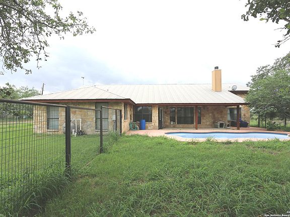 4th image of 1787 COUNTY ROAD 306