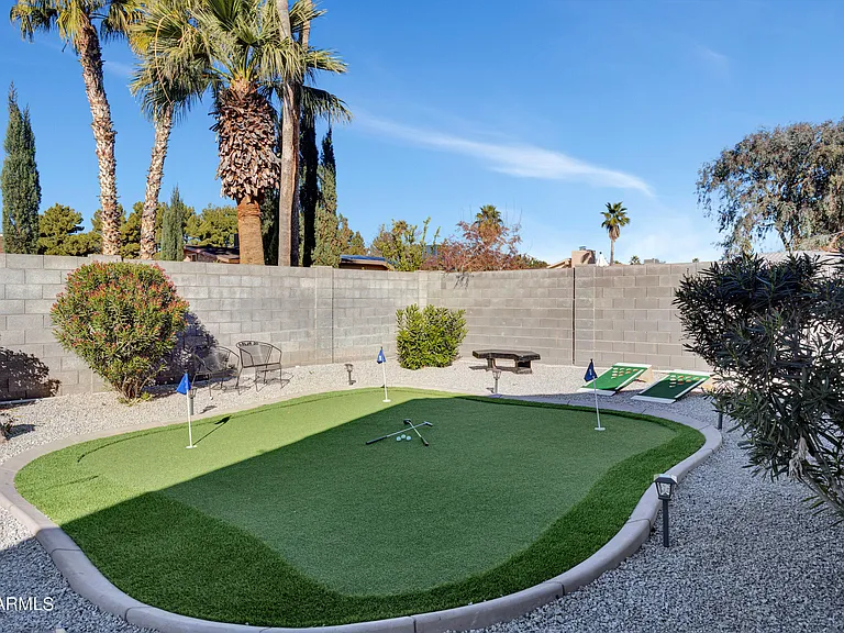 4820 E Poinsettia Dr — Photo 17