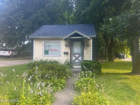 601 Main St, Dalton, MA 01226